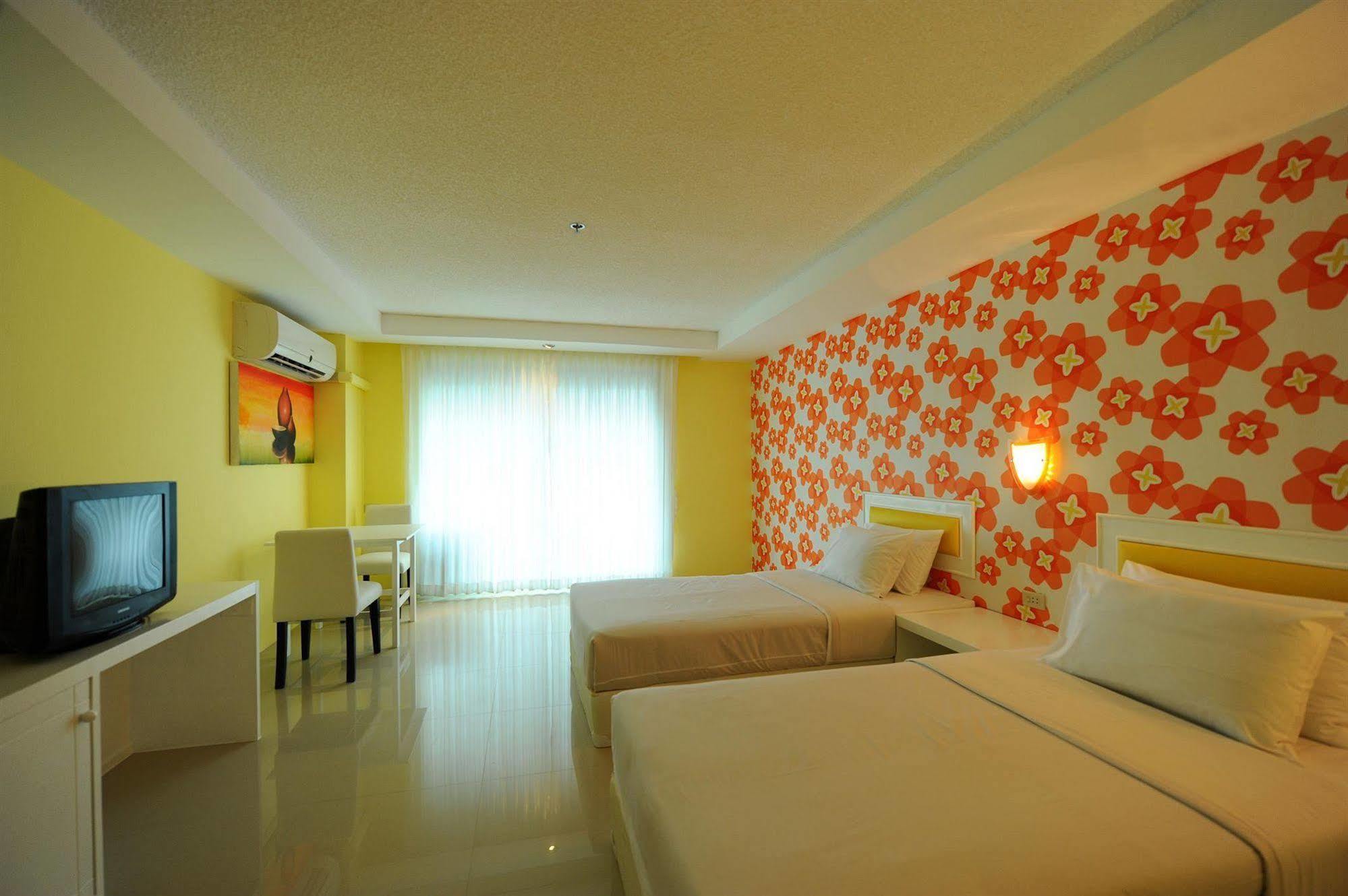 Angket Hip Residence Pattaya Eksteriør billede
