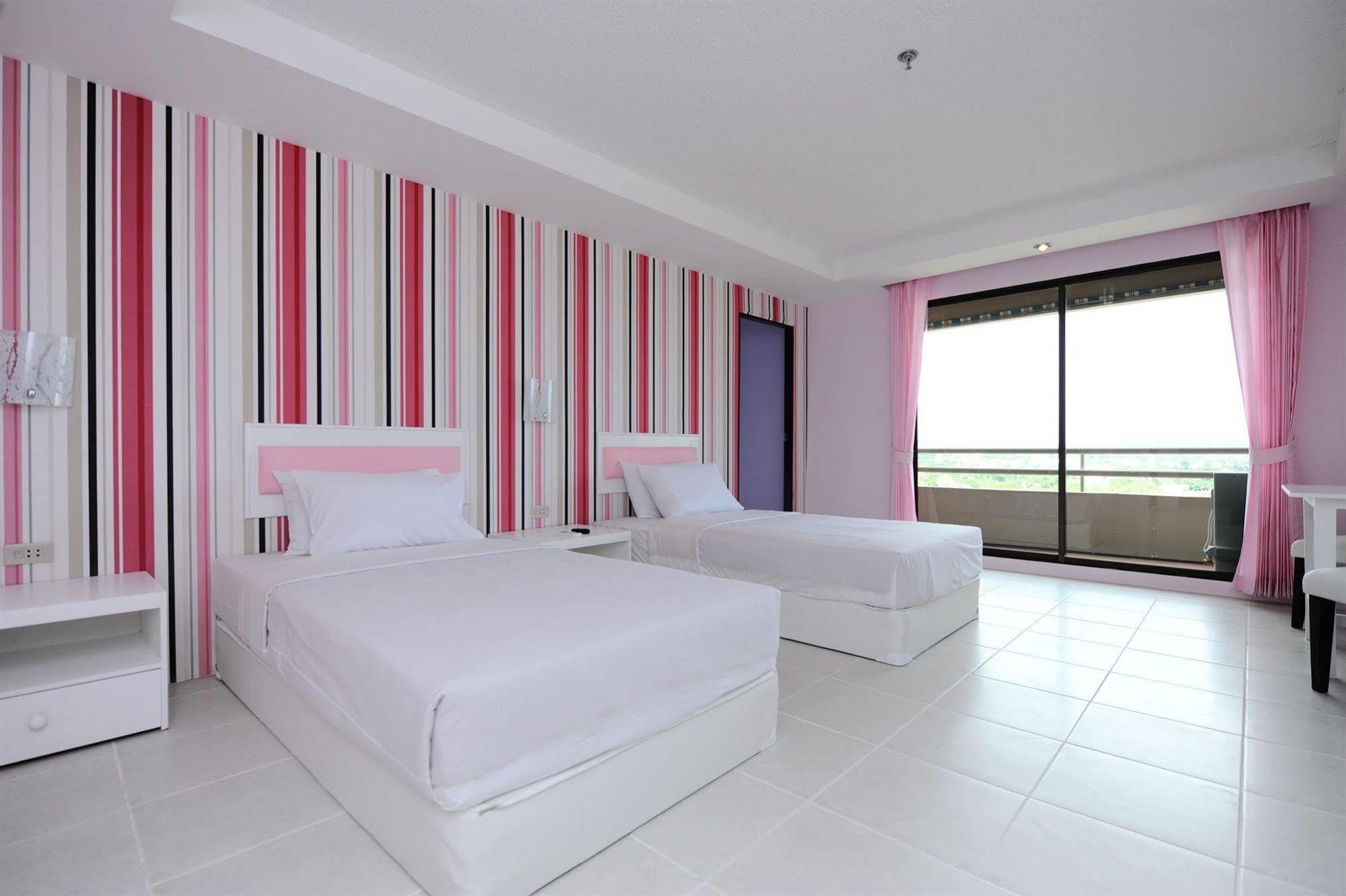 Angket Hip Residence Pattaya Eksteriør billede