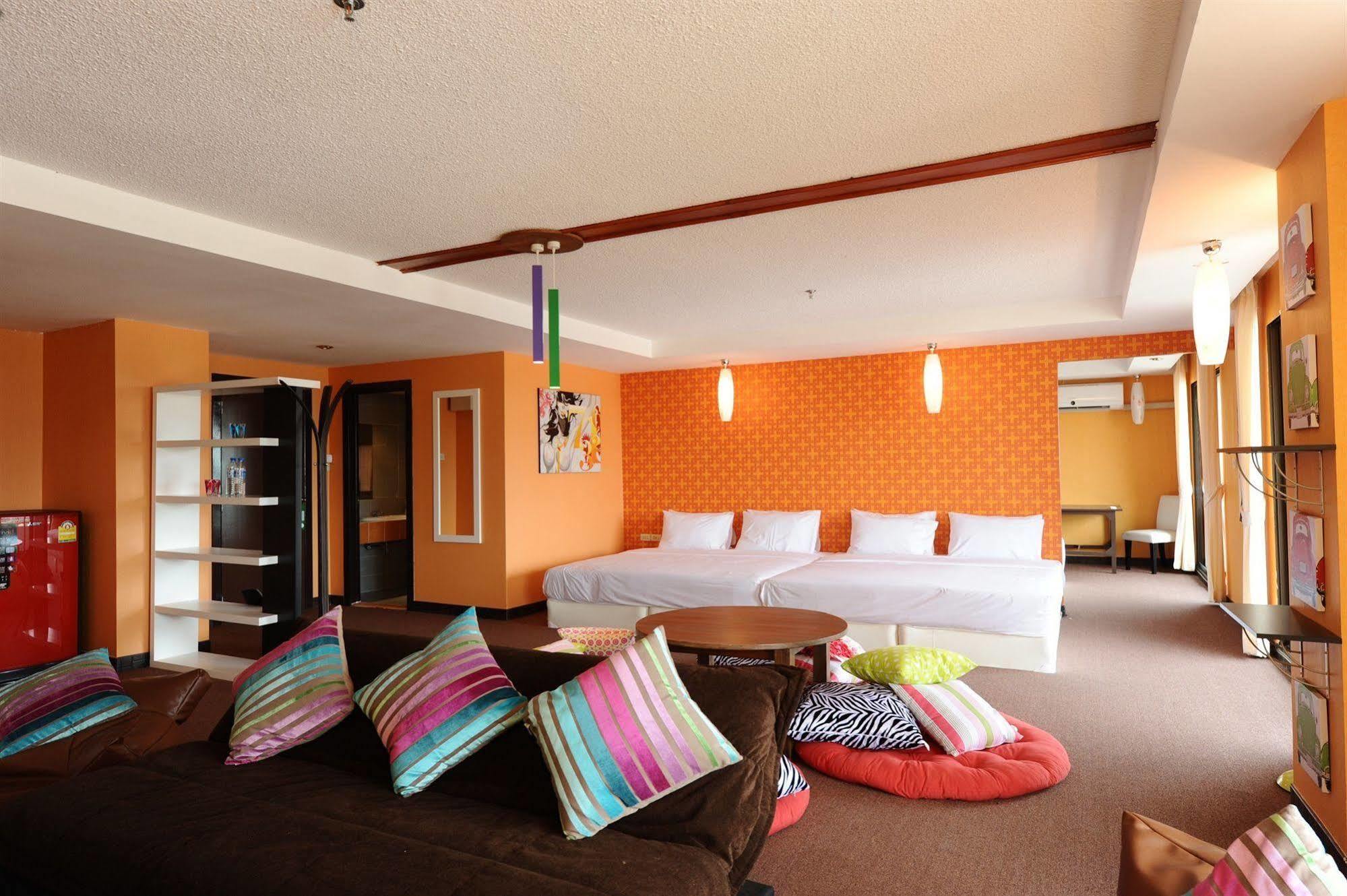 Angket Hip Residence Pattaya Eksteriør billede