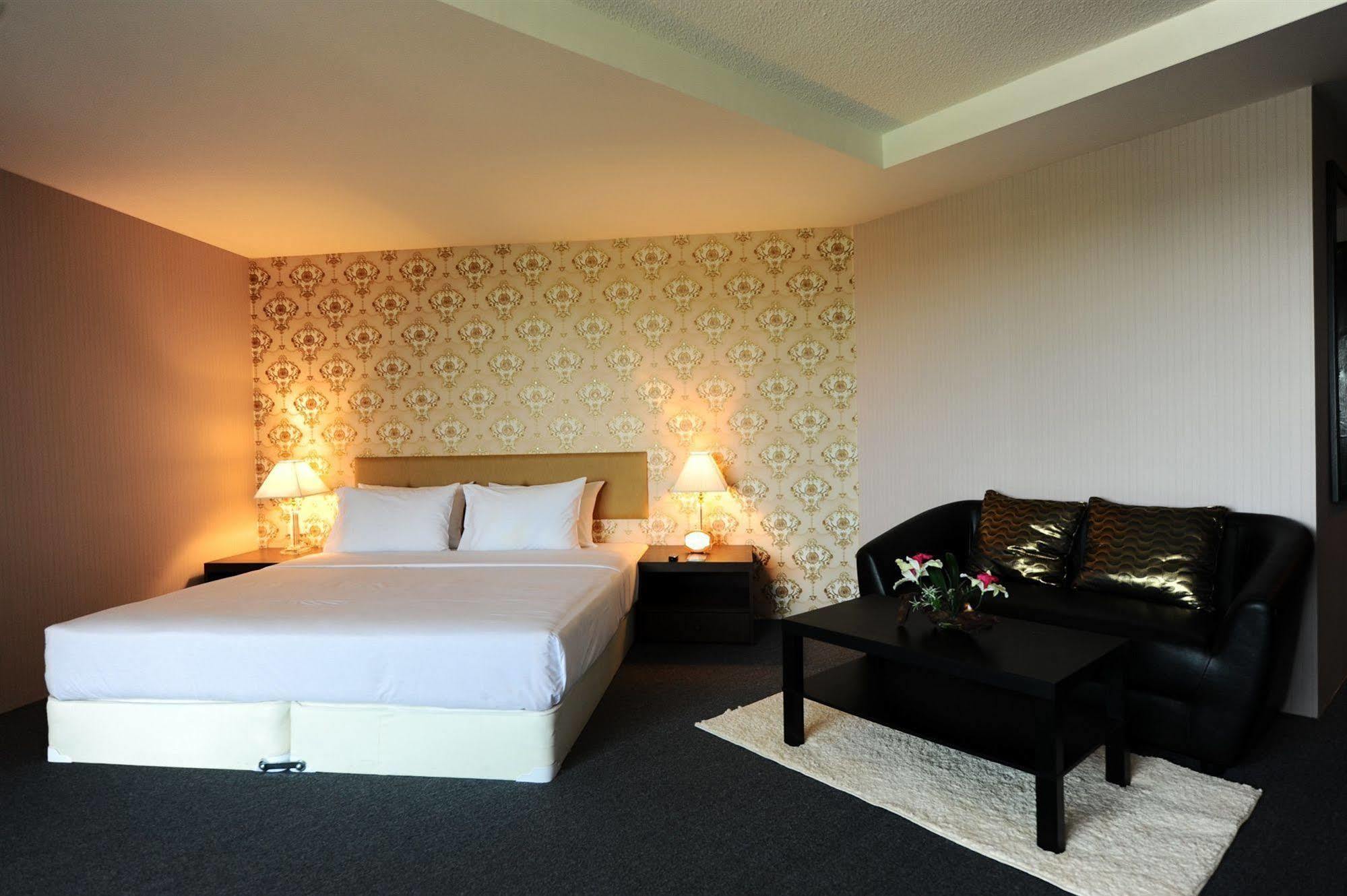 Angket Hip Residence Pattaya Eksteriør billede