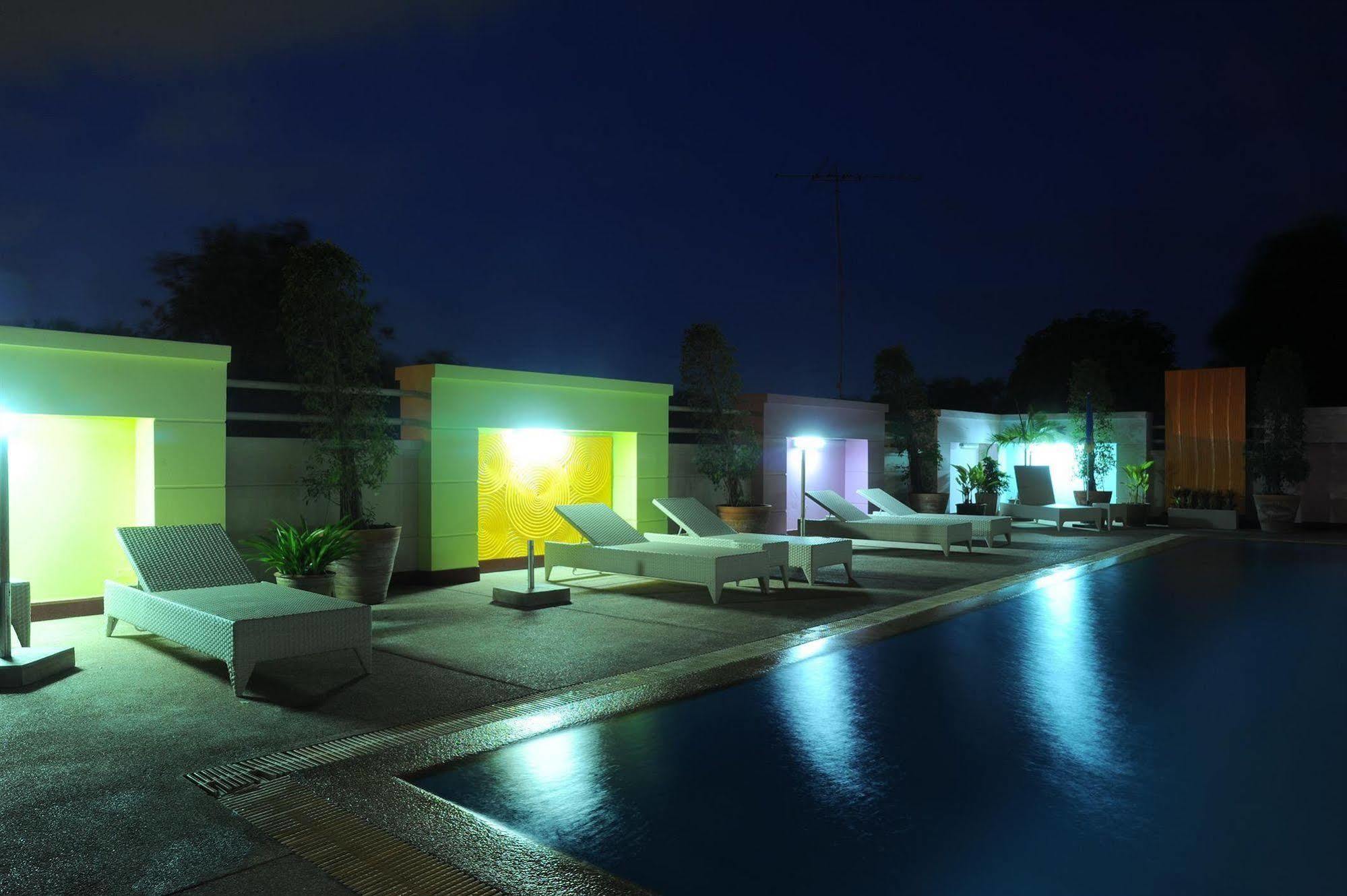 Angket Hip Residence Pattaya Eksteriør billede